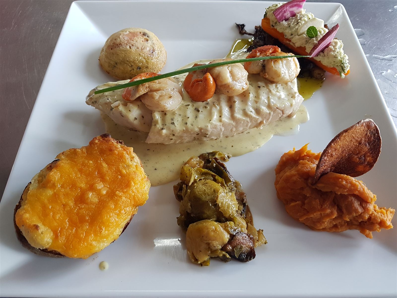 Poisson et Saint-Jacques, garniture composée